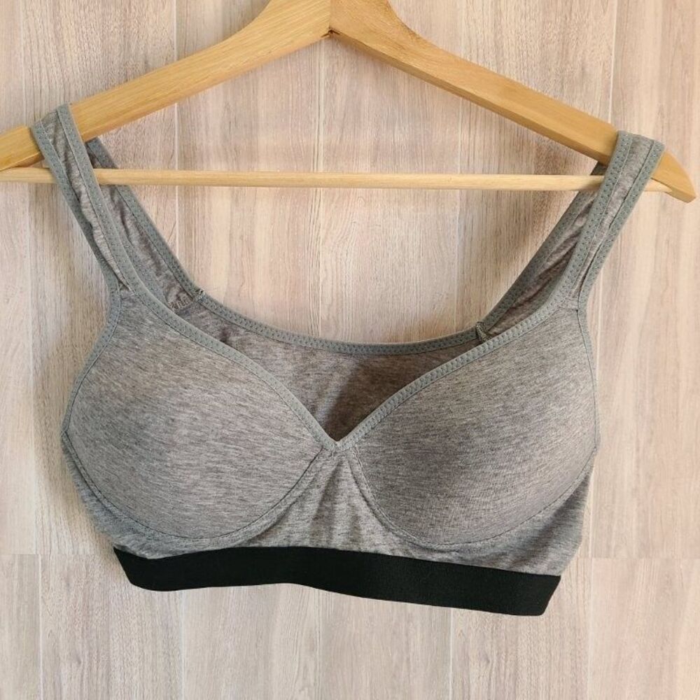 Zone Pro Sports Bra XL Gray Molded Cup Support Wide Strap Wireless Workout